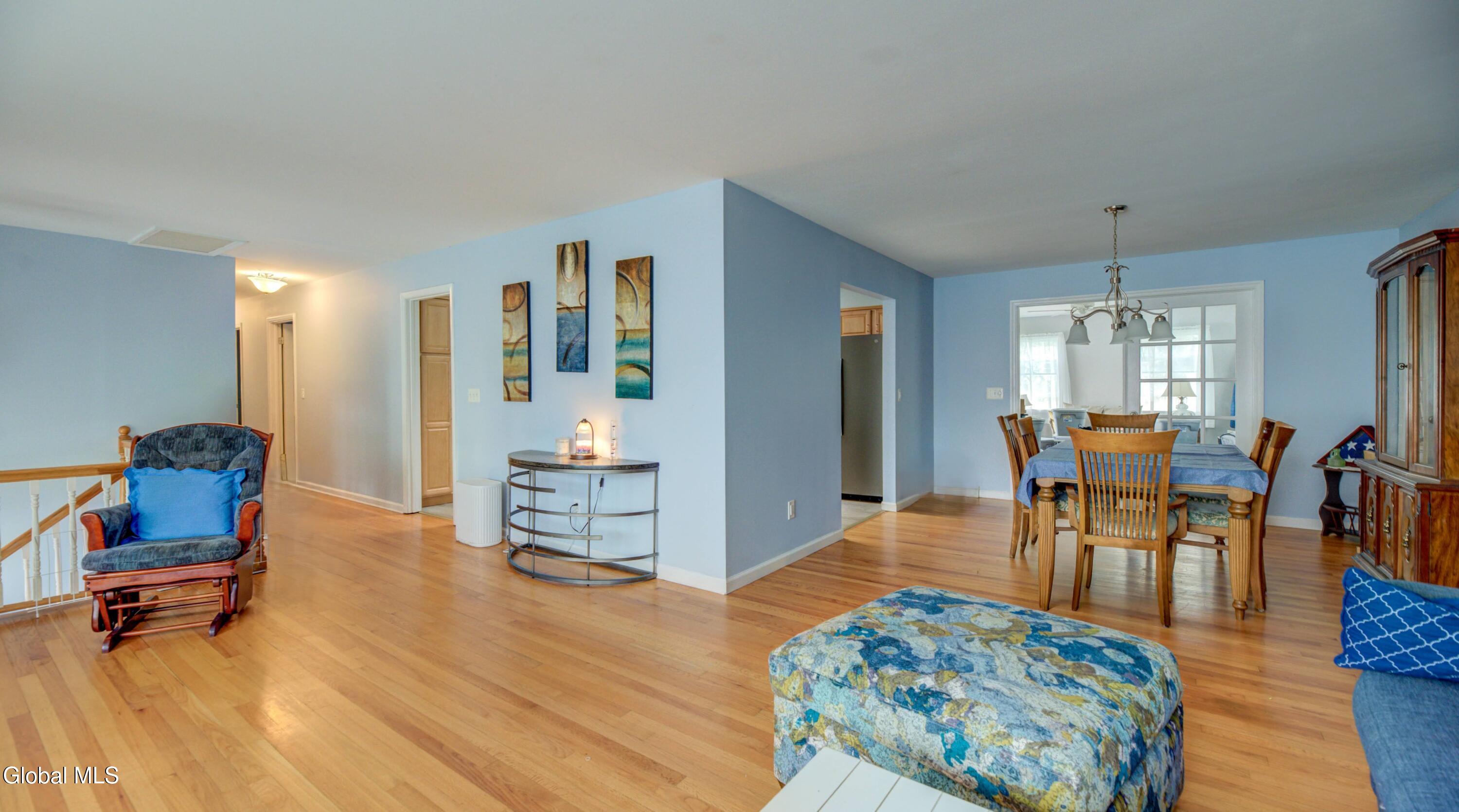 16 Vatrano Lane Loudonville NY 12211