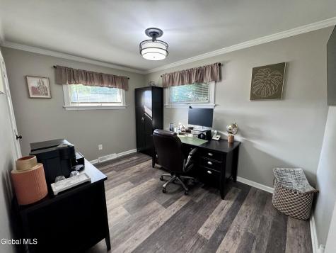 34 Venus Drive Loudonville NY 12211