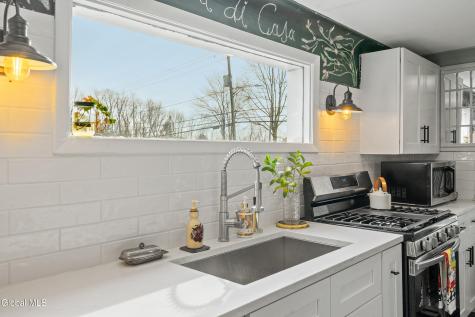 1371 Midline Road Amsterdam NY 12010