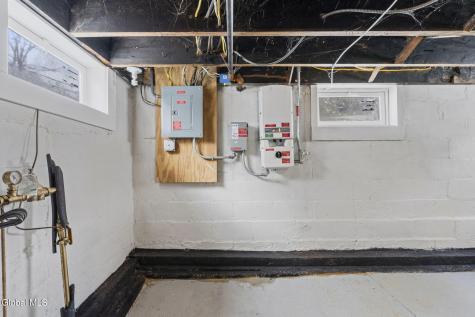 1371 Midline Road Amsterdam NY 12010