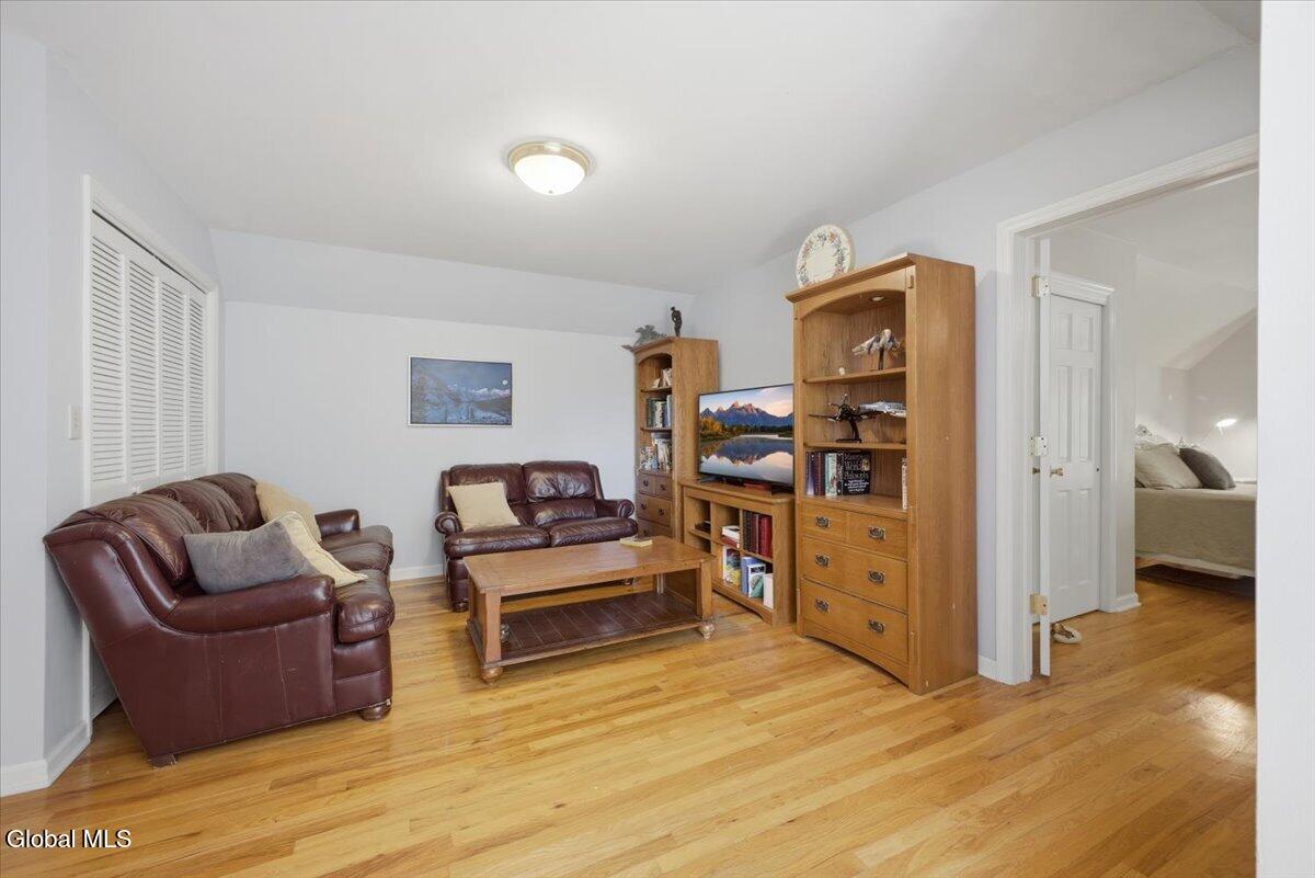 2231 Hunt Club Drive Castleton On Hudson NY 12033