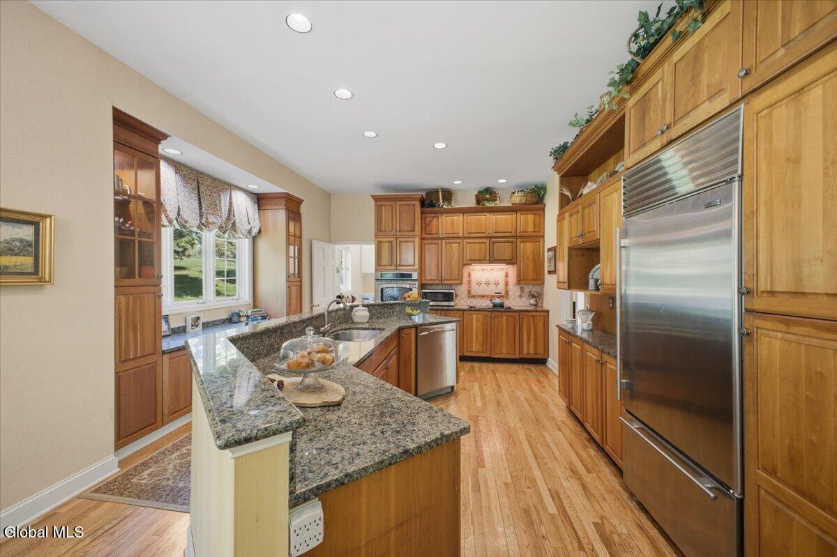 2231 Hunt Club Drive Castleton On Hudson NY 12033