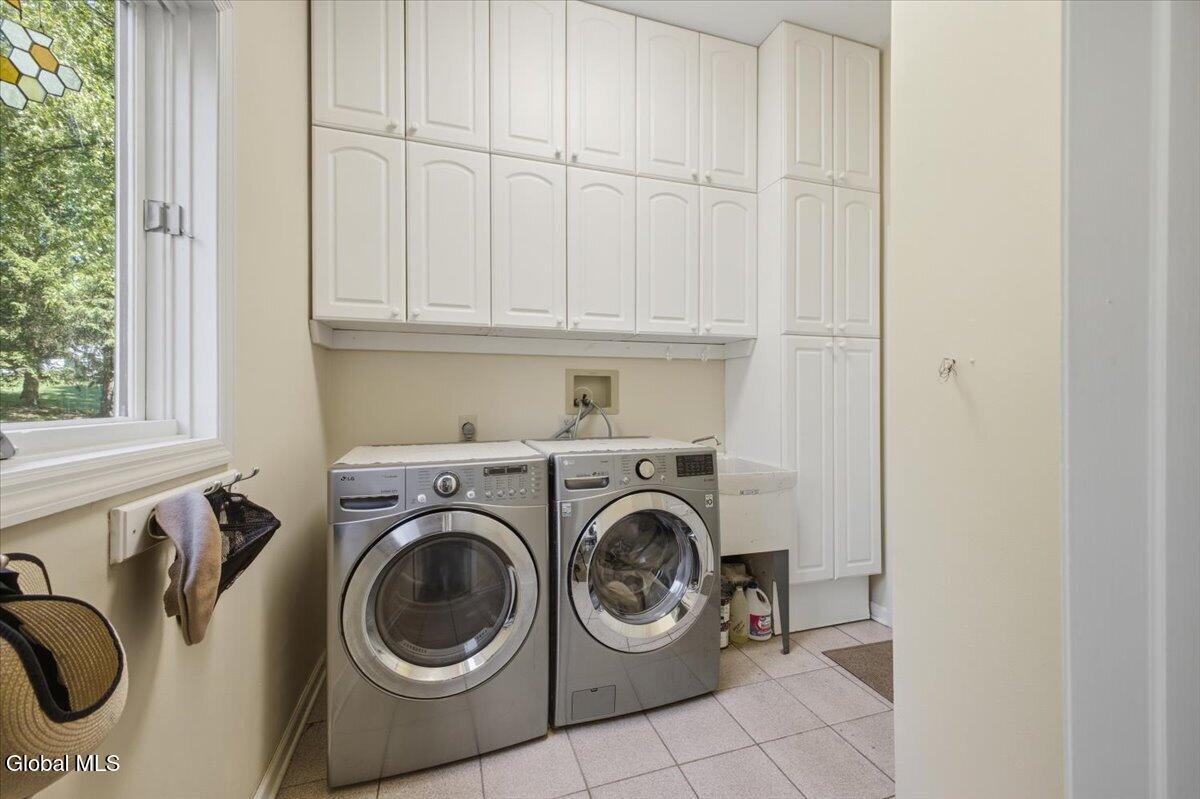 2231 Hunt Club Drive Castleton On Hudson NY 12033