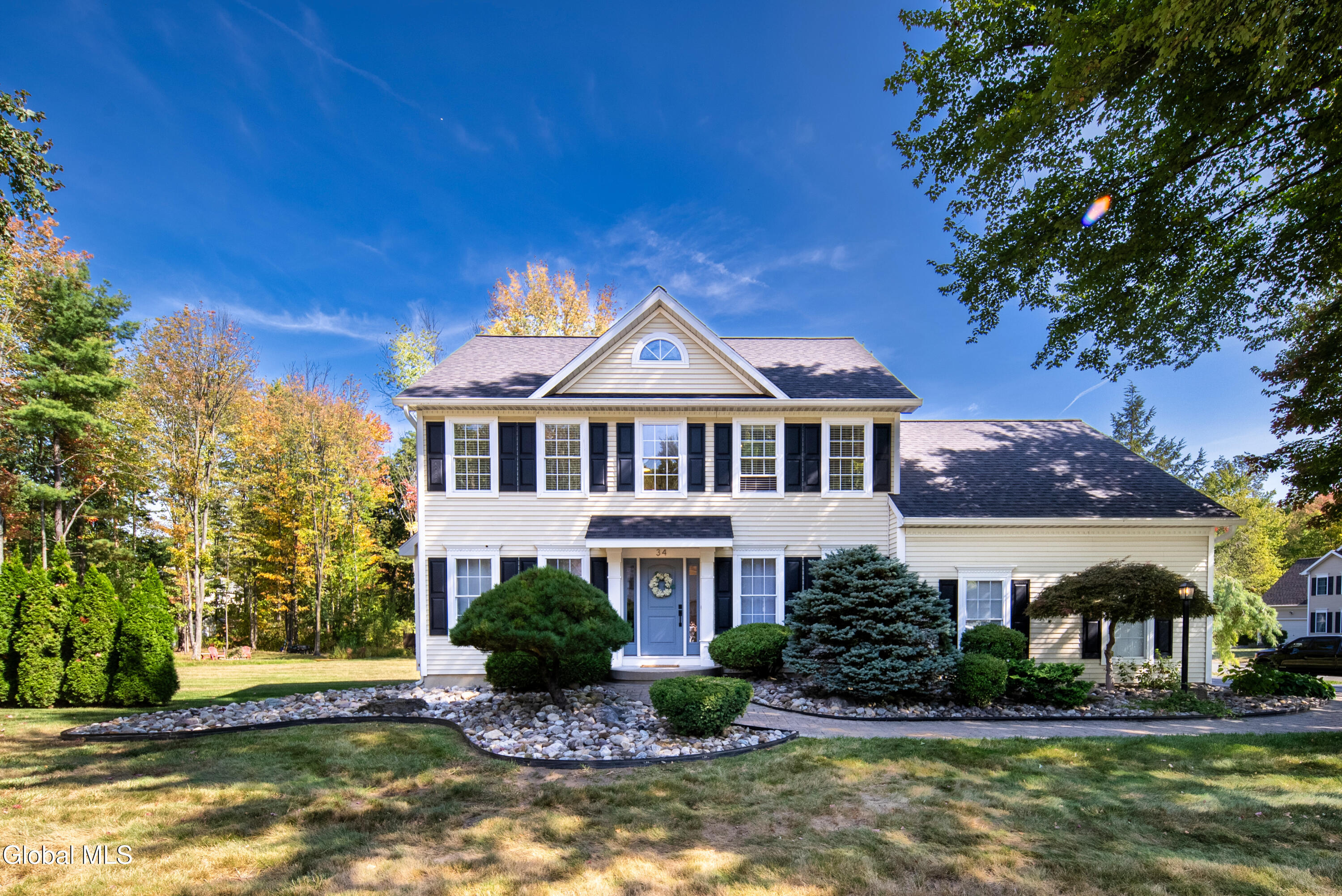 34 Hendrik Hudson Way Halfmoon NY 12065