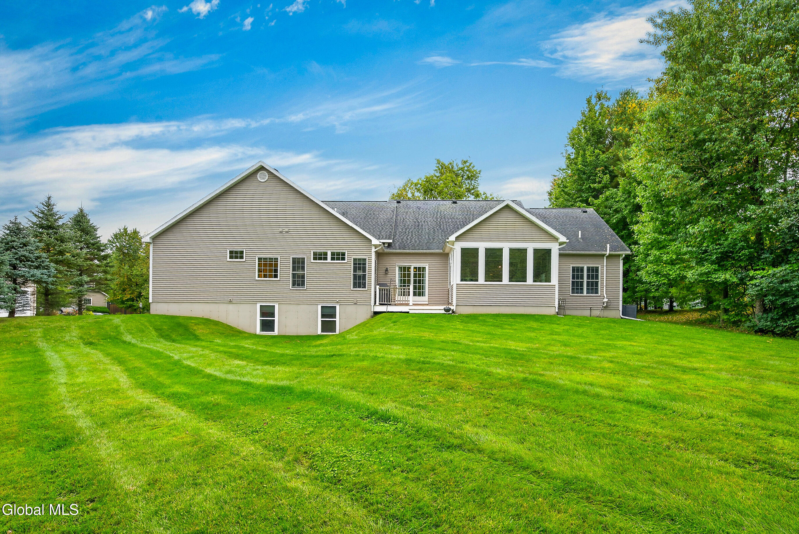 1027 Gideon Trace Scotia NY 12302