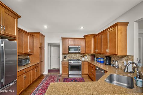 1027 Gideon Trace Scotia NY 12302