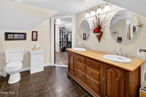 44 Mill Road Latham NY 12110