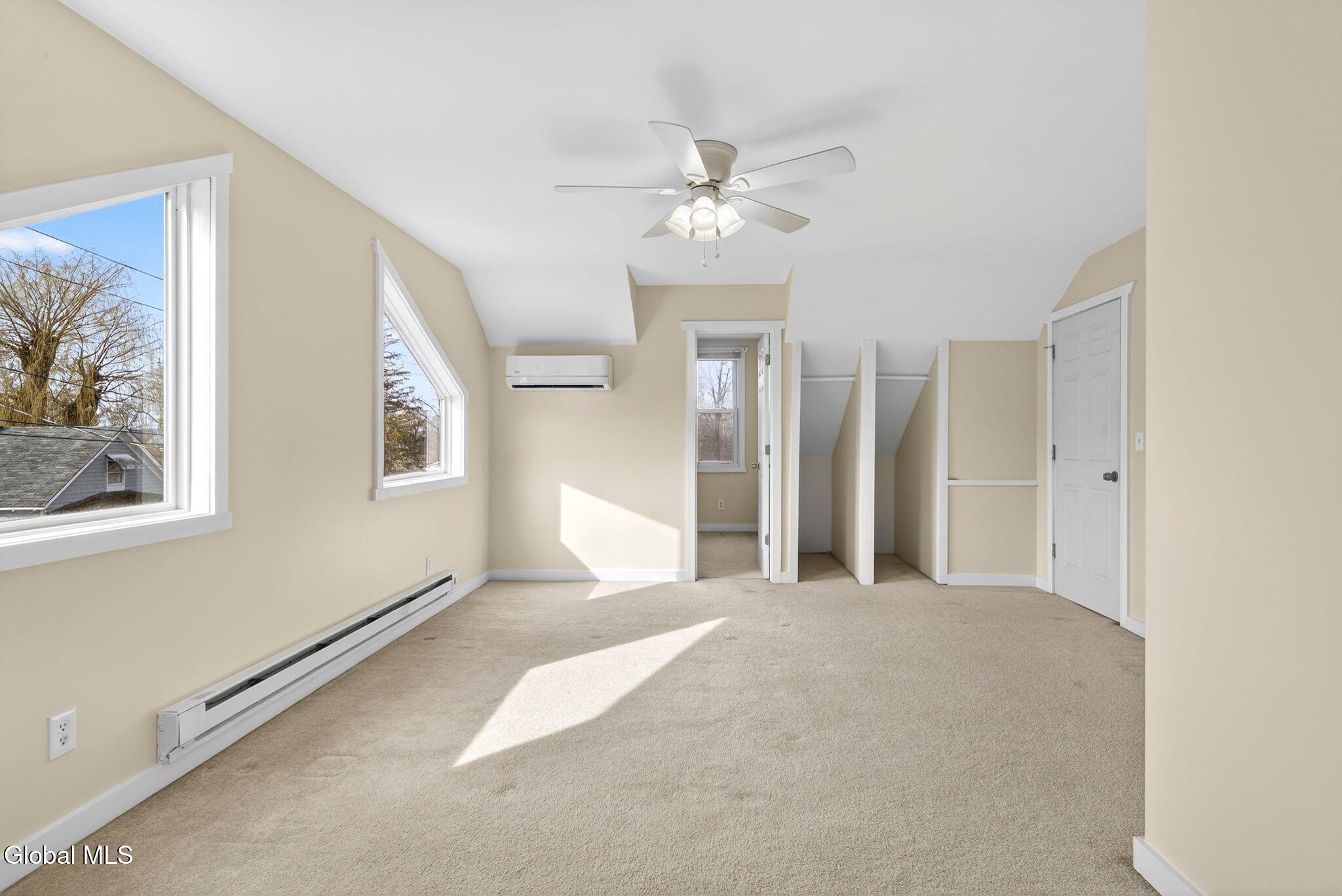 3 Newbury Street Rensselaer NY 12144
