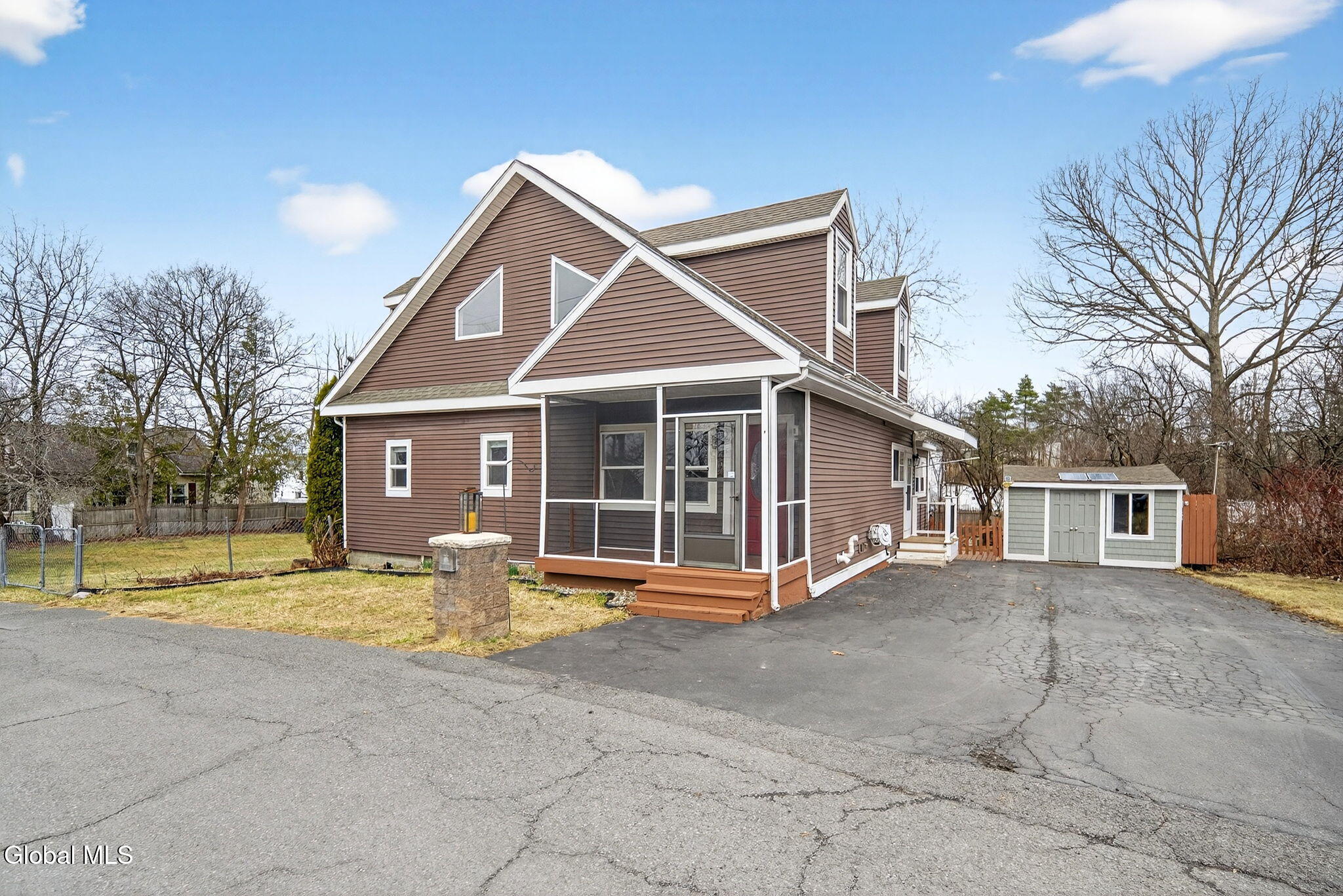 3 Newbury Street Rensselaer NY 12144