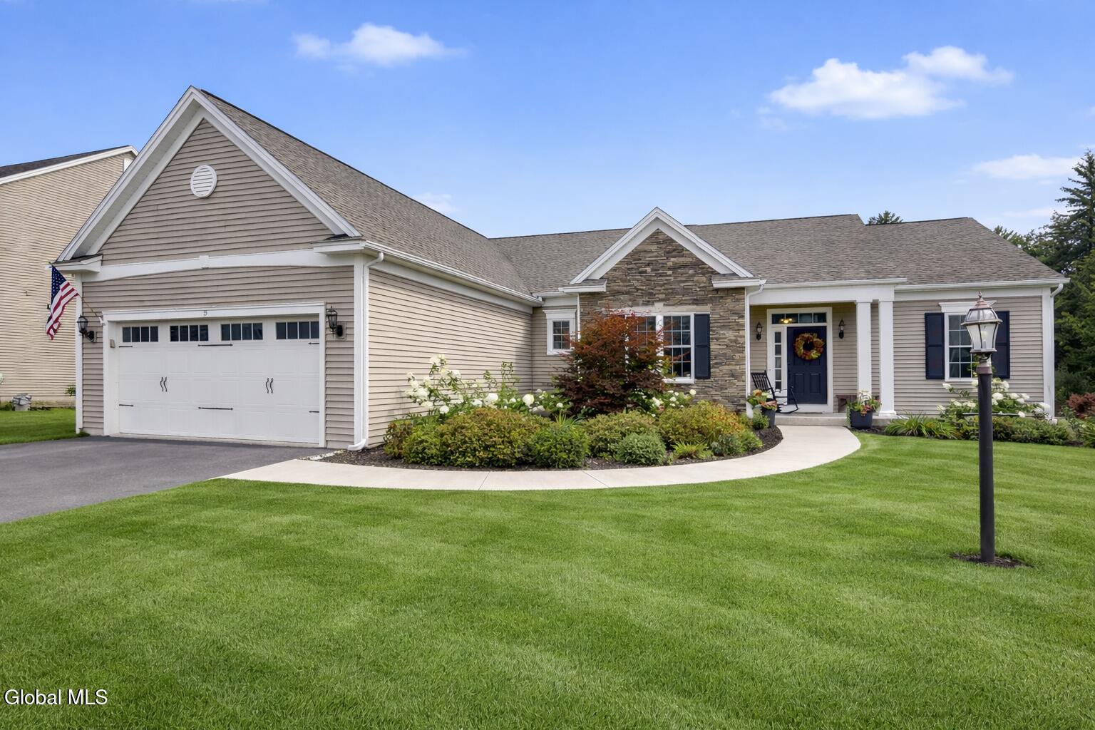 19 Berkeley Way Saratoga Springs NY 12866