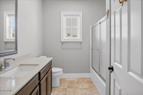 19 Berkeley Way Saratoga Springs NY 12866