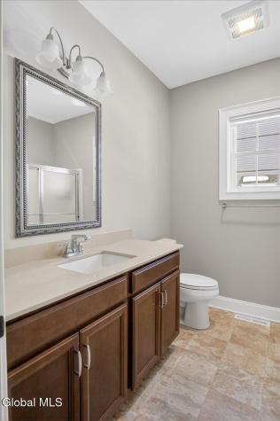 19 Berkeley Way Saratoga Springs NY 12866