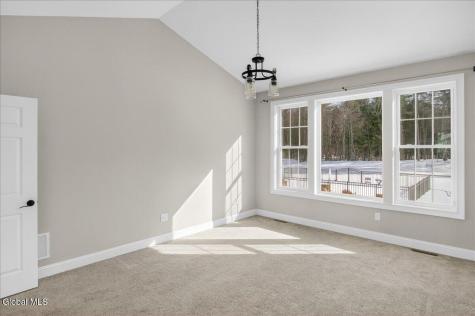 19 Berkeley Way Saratoga Springs NY 12866