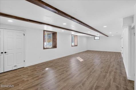 19 Berkeley Way Saratoga Springs NY 12866