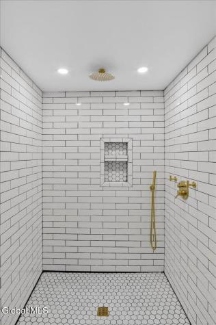 19 Berkeley Way Saratoga Springs NY 12866