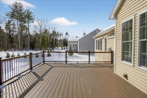 19 Berkeley Way Saratoga Springs NY 12866