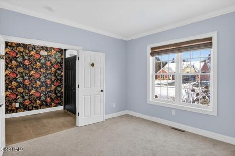 19 Berkeley Way Saratoga Springs NY 12866