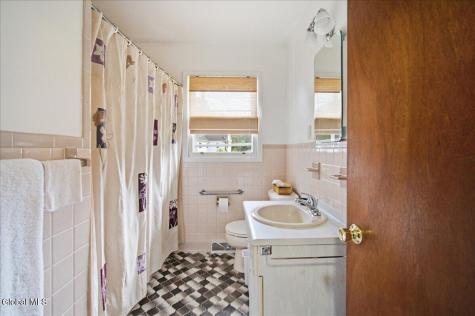 48 Wertman Lane Loudonville NY 12211