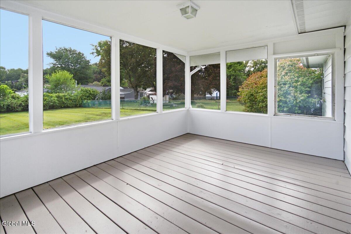 48 Wertman Lane Loudonville NY 12211