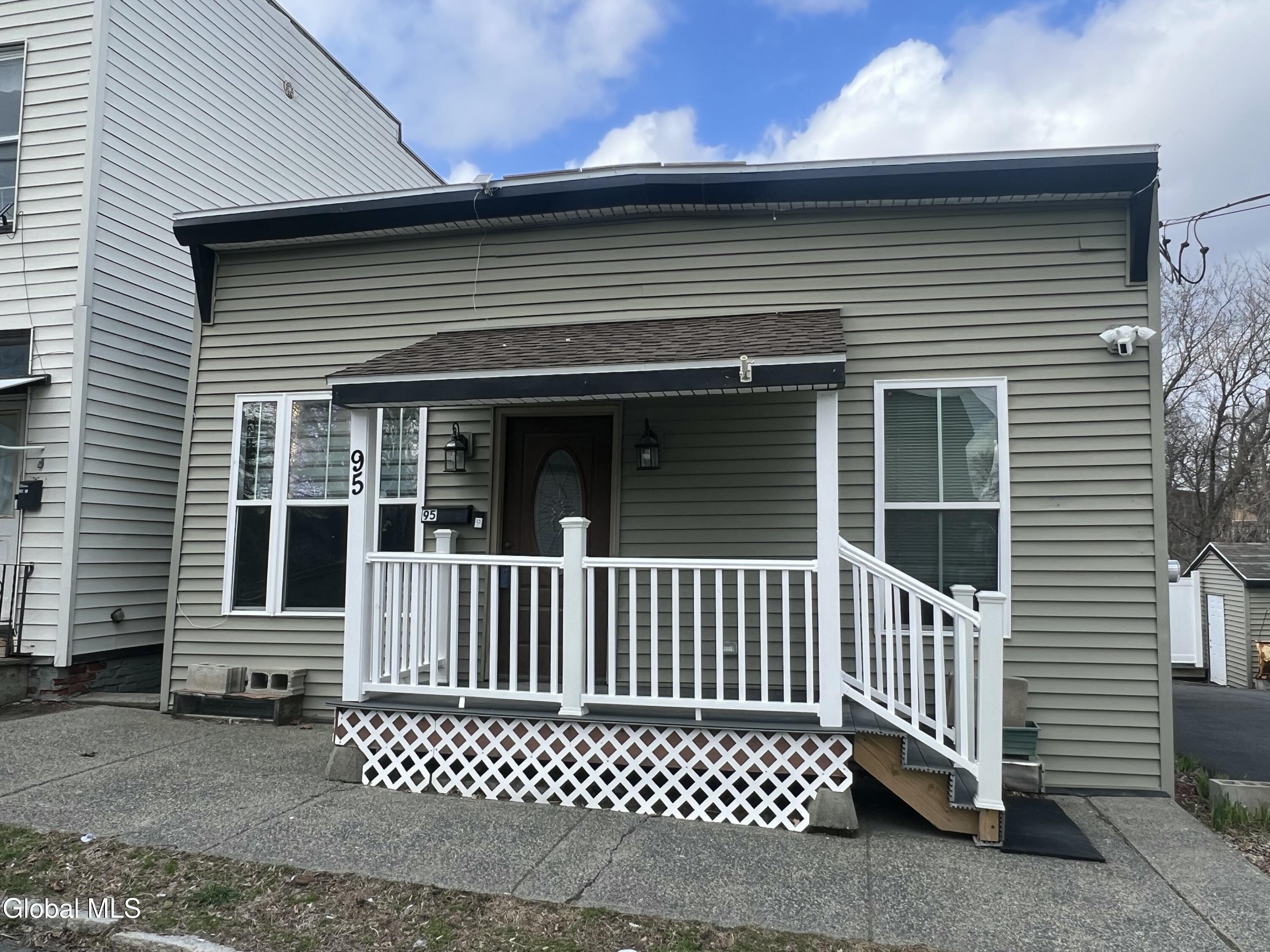 95 Johnston Avenue Cohoes NY 12047