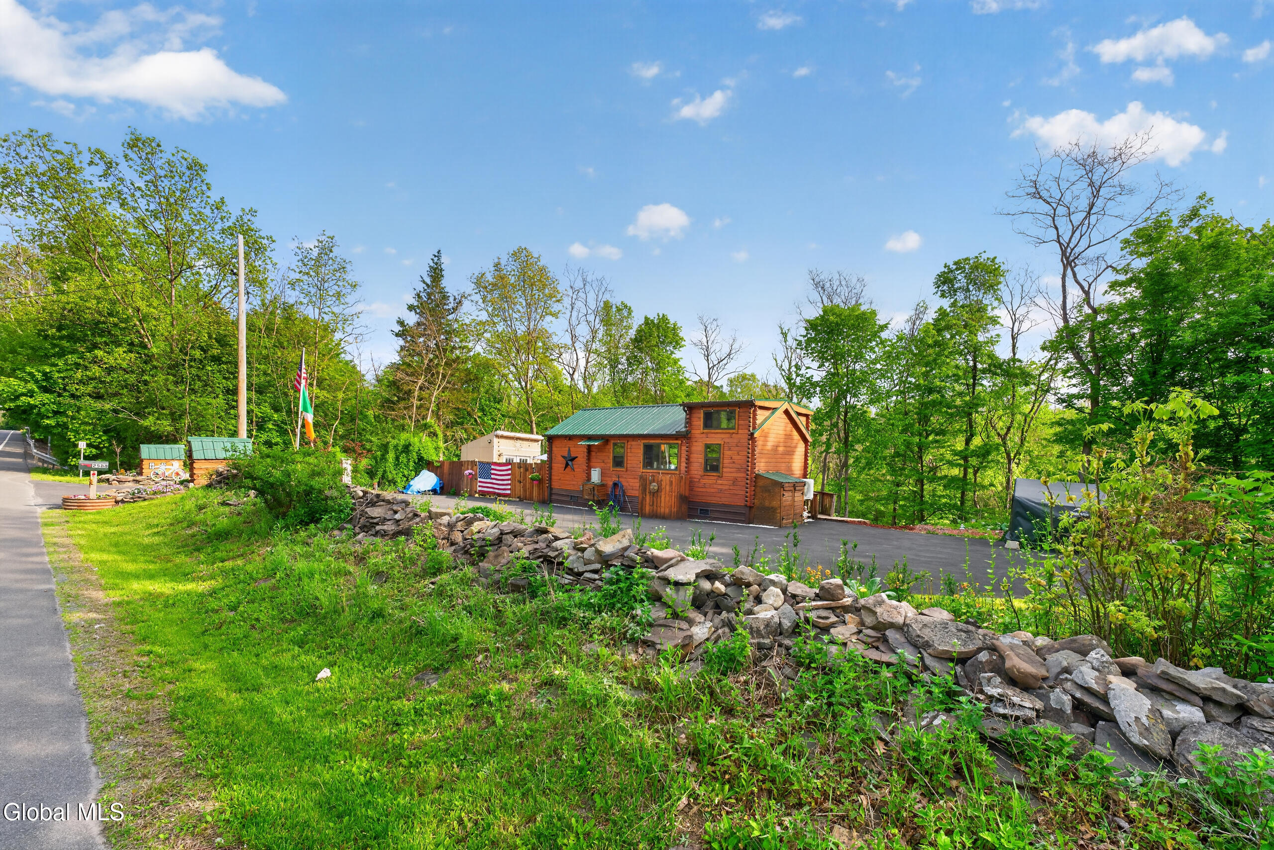 2588 New York 145 East Durham NY 12423