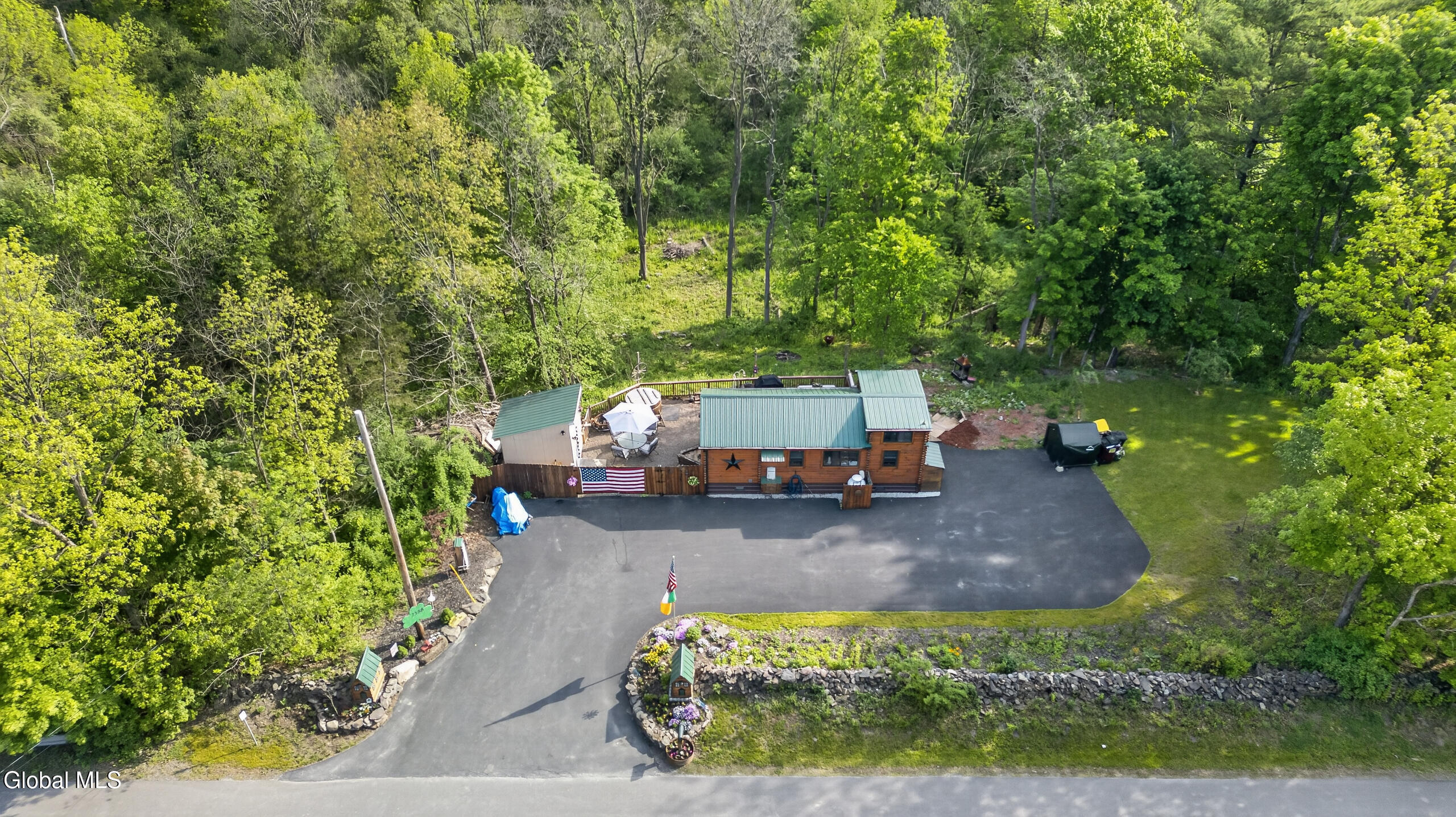 2588 New York 145 East Durham NY 12423