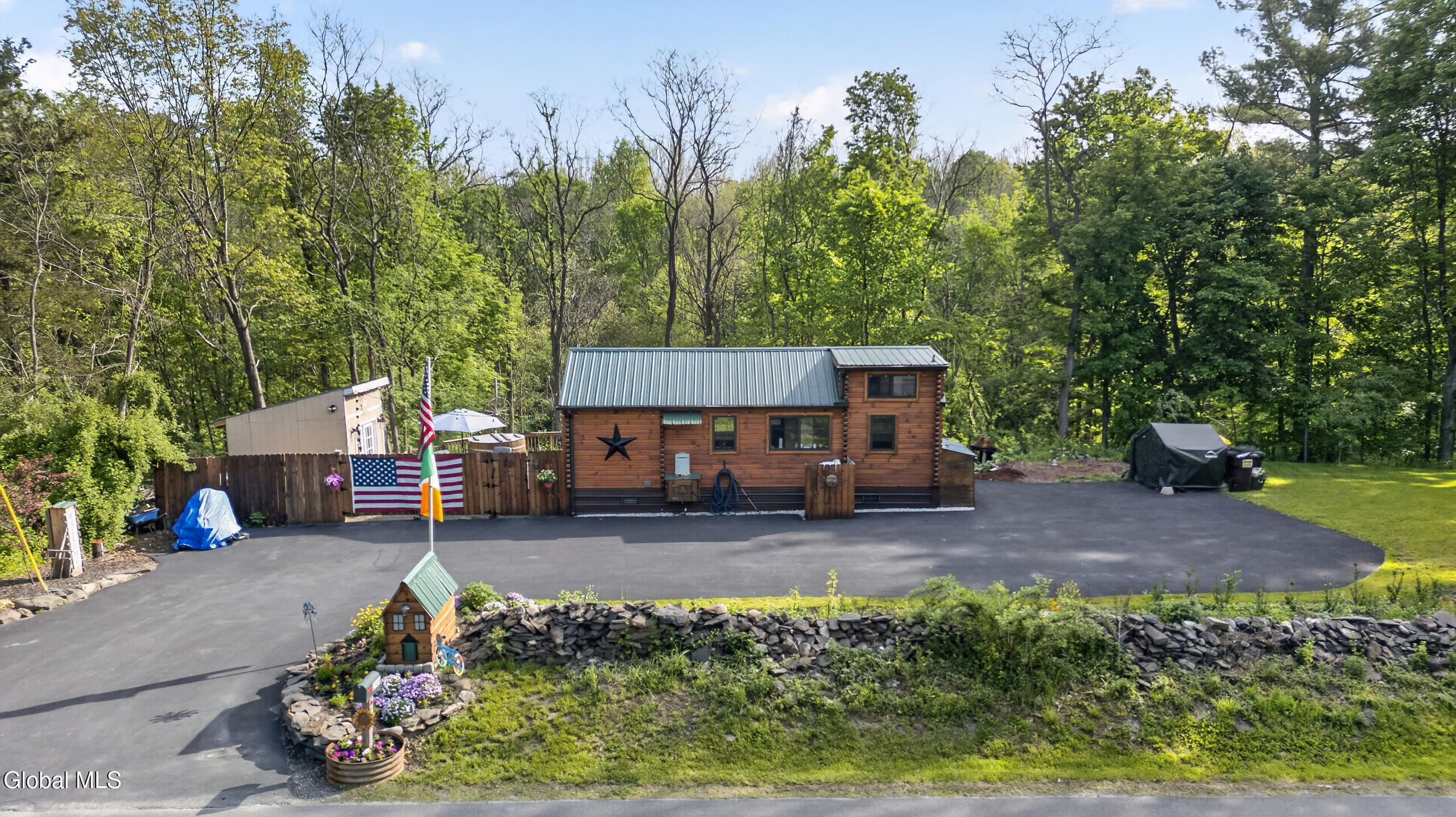 2588 New York 145 East Durham NY 12423