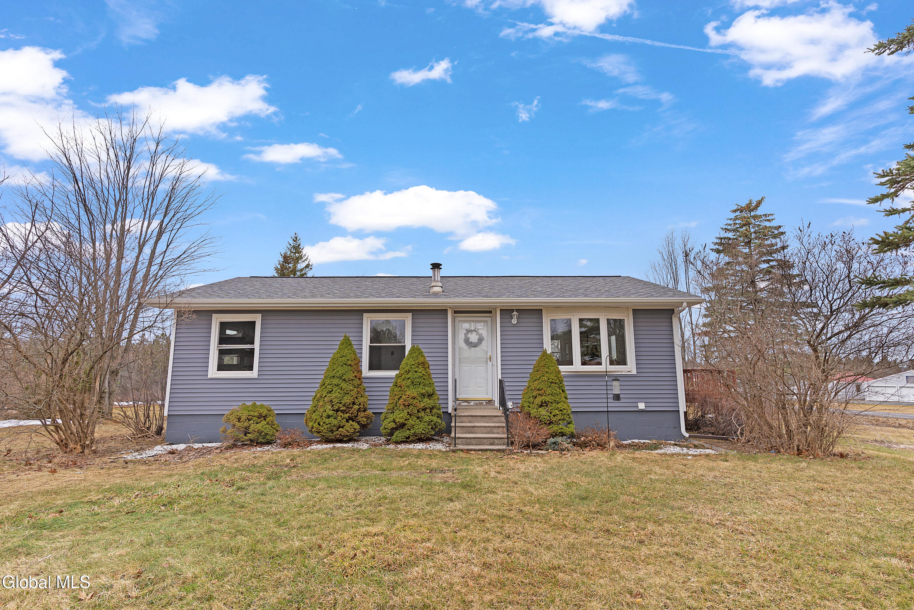 9 Reservoir Road Altamont NY 12009