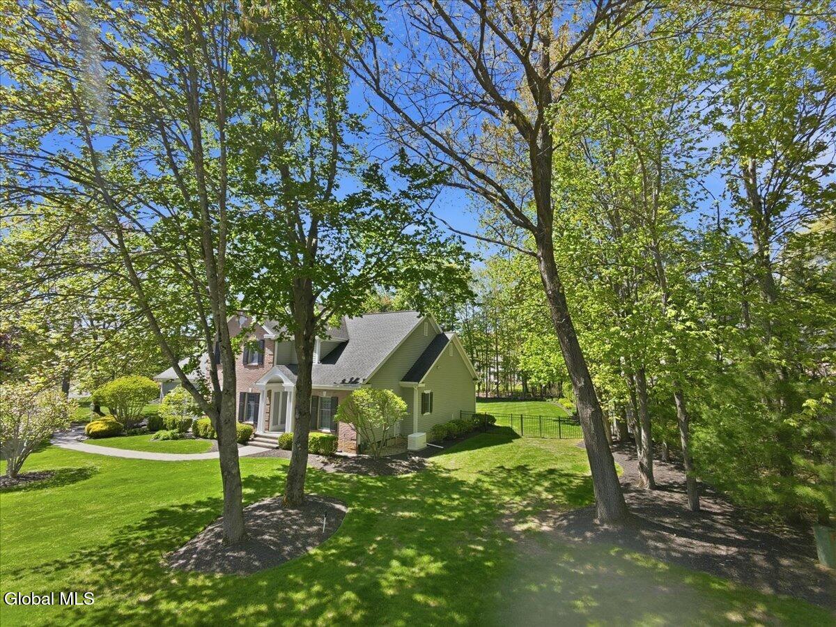 709 Waldens Pond Road Albany NY 12203