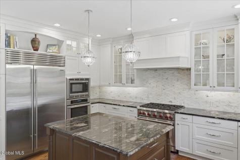 709 Waldens Pond Road Albany NY 12203