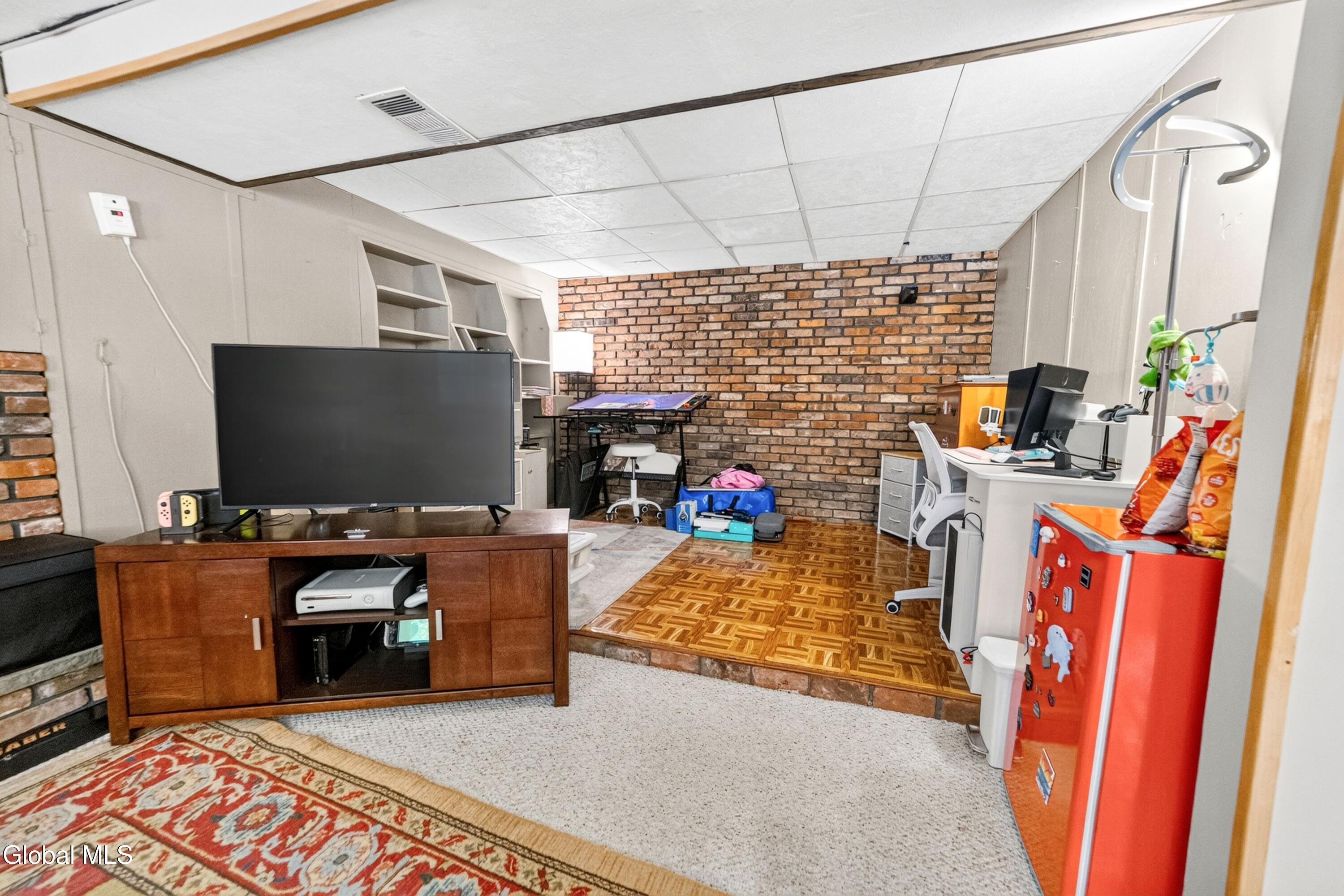 19 Chinquapin Avenue East Greenbush NY 12061