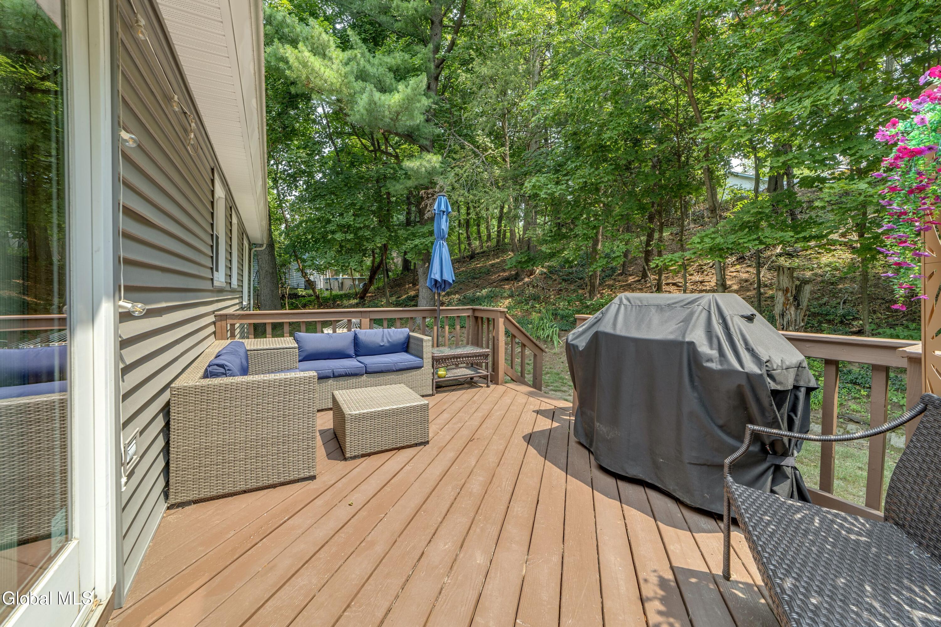 19 Chinquapin Avenue East Greenbush NY 12061