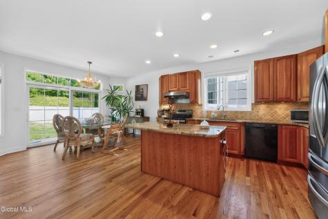 42 S Outlook Drive Halfmoon NY 12118