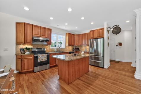 42 S Outlook Drive Halfmoon NY 12118
