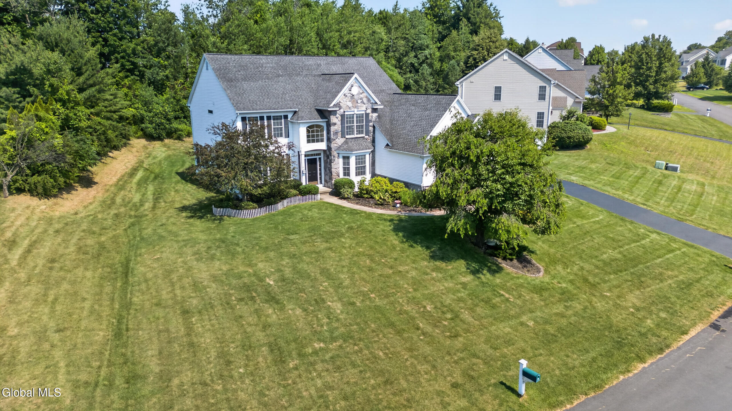 42 S Outlook Drive Halfmoon NY 12118