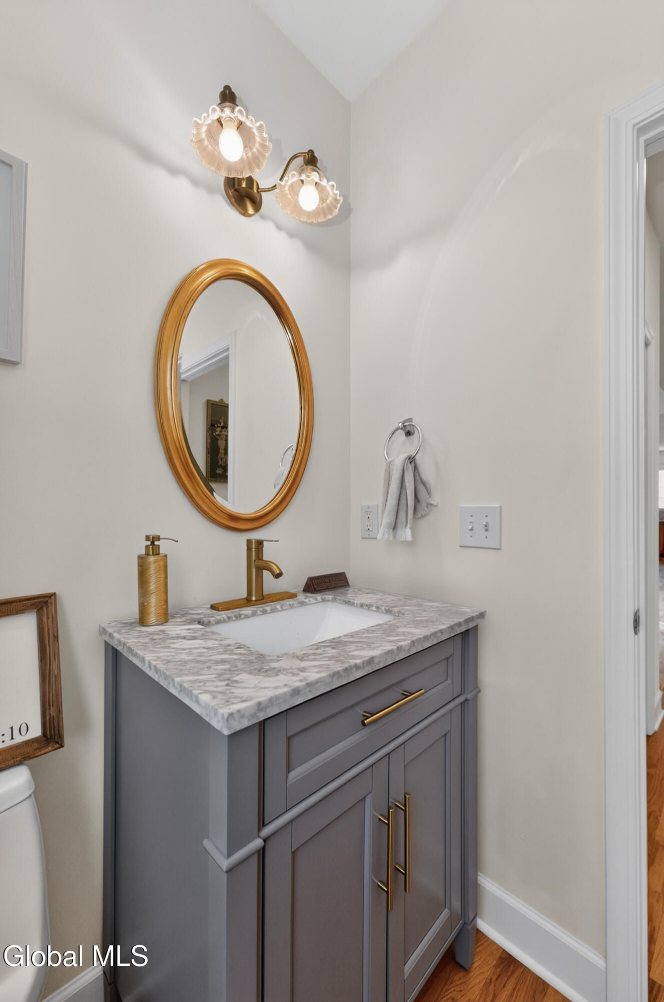 42 S Outlook Drive Halfmoon NY 12118