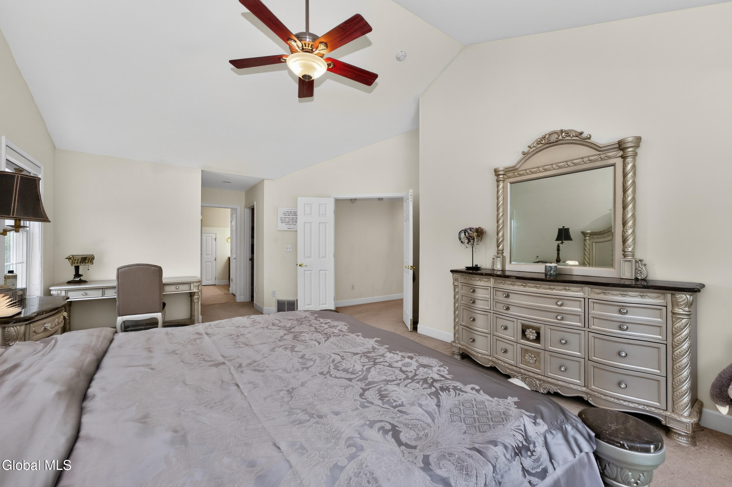 42 S Outlook Drive Halfmoon NY 12118