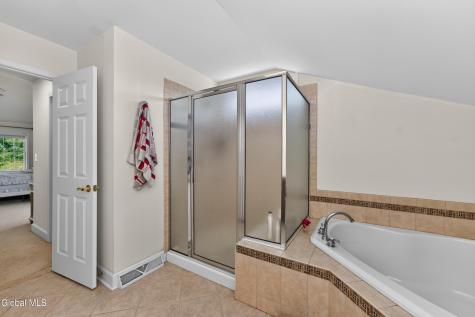 42 S Outlook Drive Halfmoon NY 12118