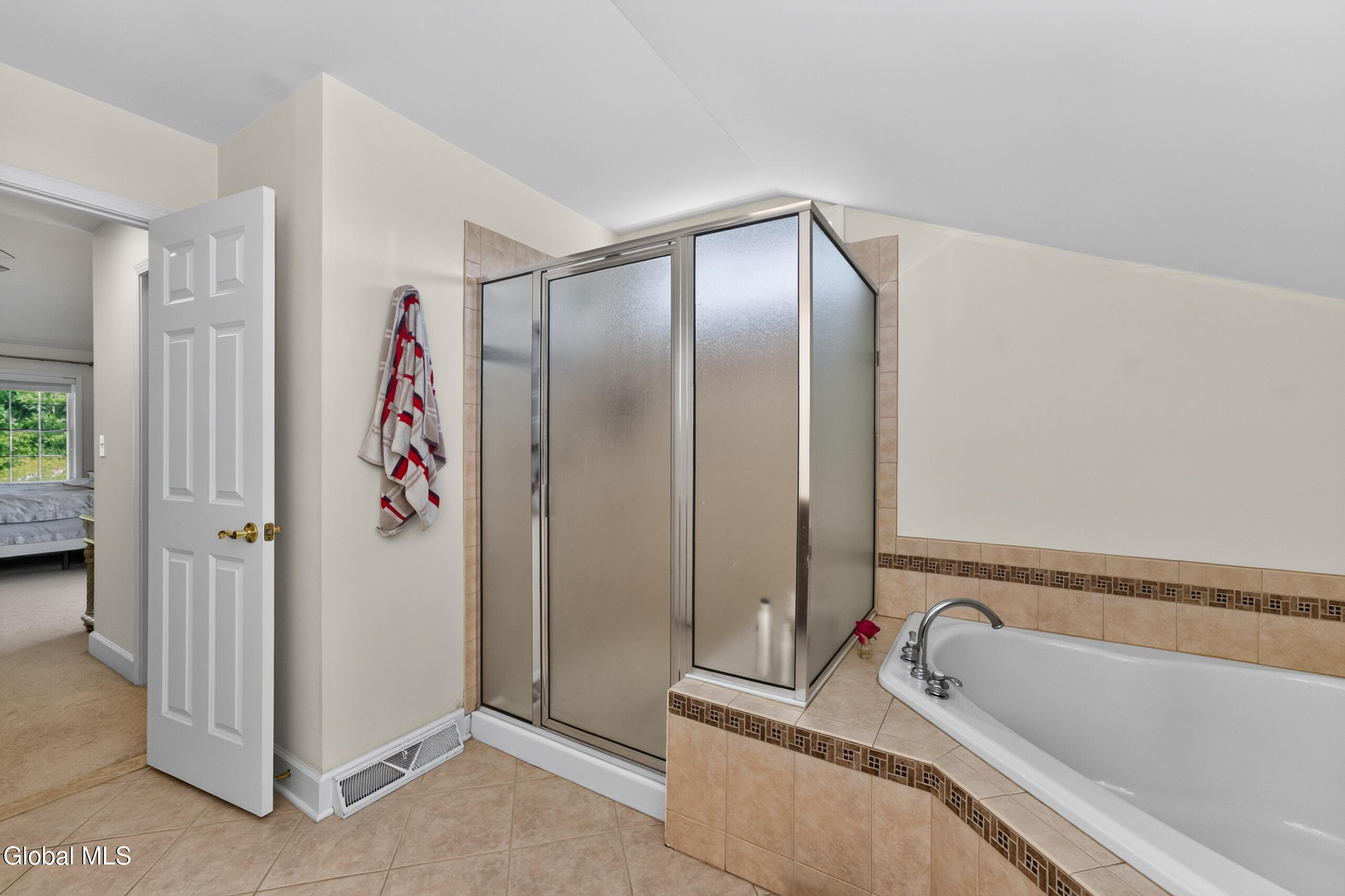42 S Outlook Drive Halfmoon NY 12118