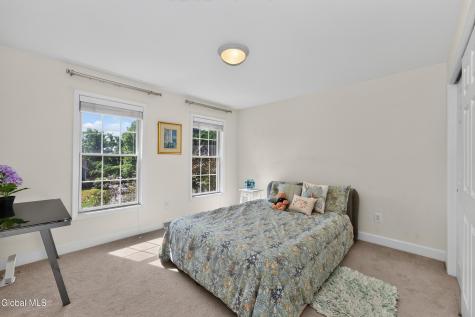 42 S Outlook Drive Halfmoon NY 12118