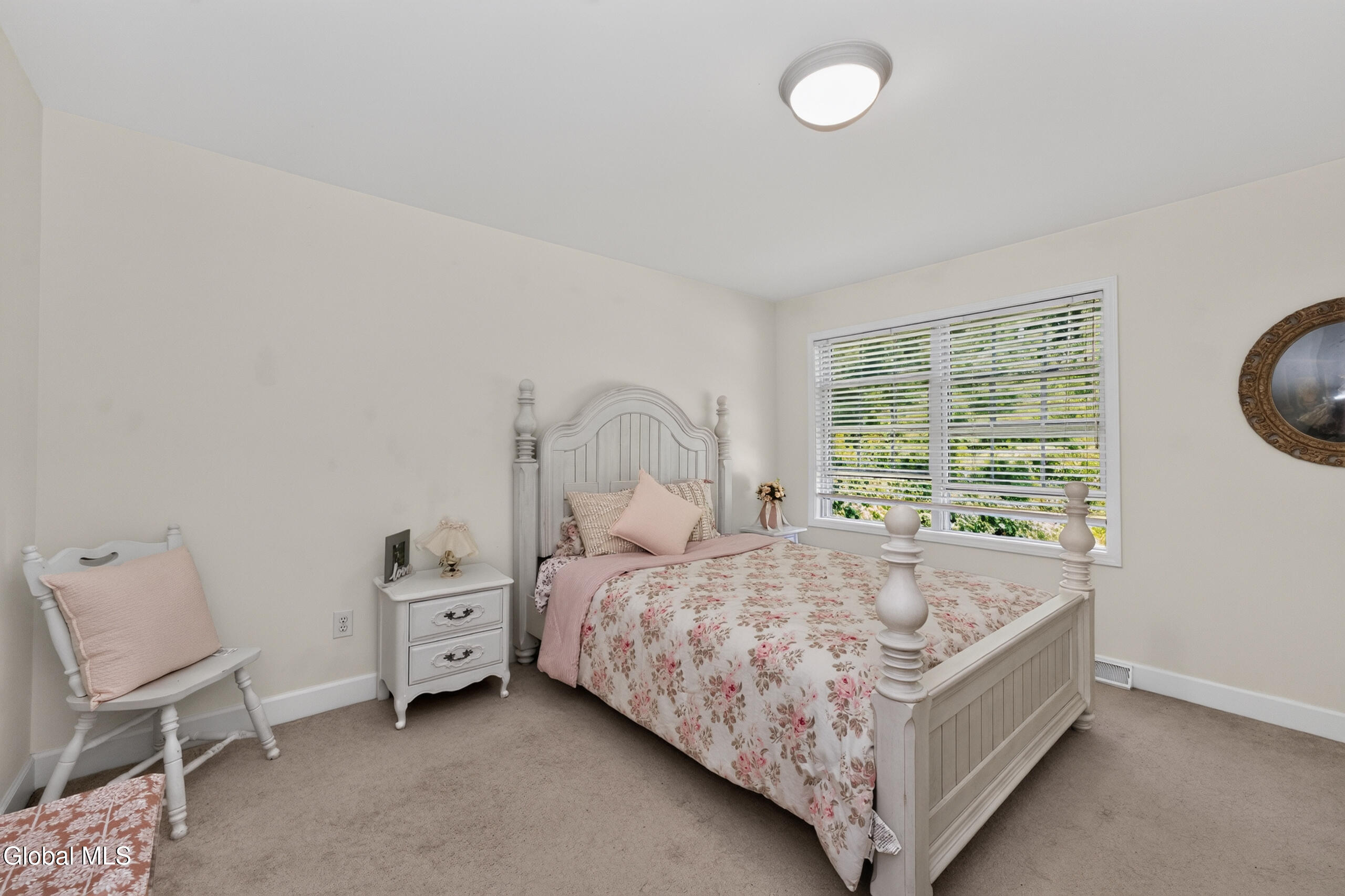42 S Outlook Drive Halfmoon NY 12118