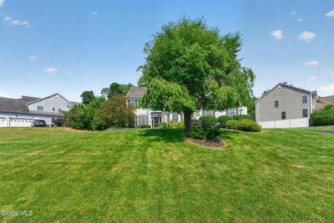 42 S Outlook Drive Halfmoon NY 12118