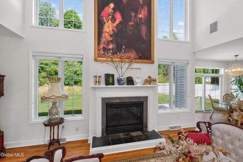 42 S Outlook Drive Halfmoon NY 12118