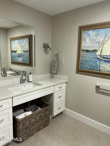29 Beggs Point Street Essex NY 12936