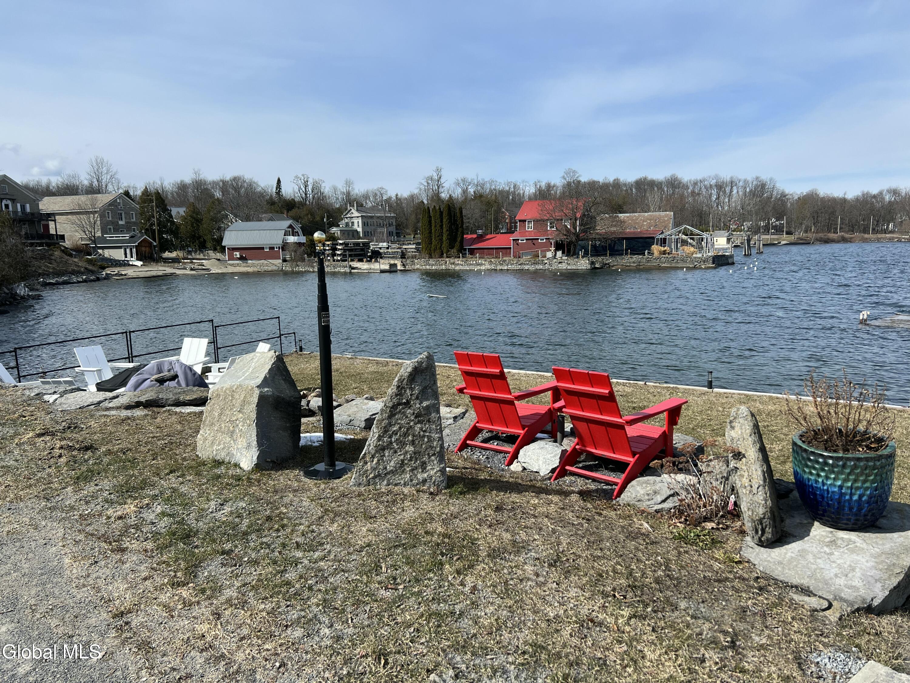 29 Beggs Point Street Essex NY 12936
