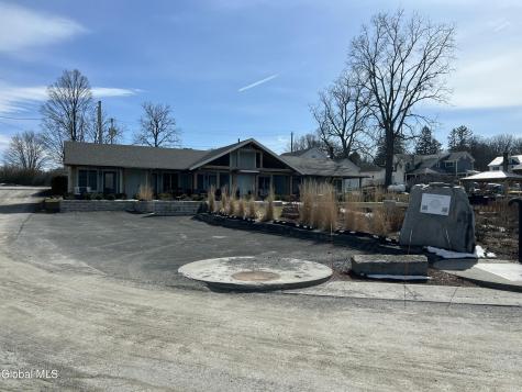 29 Beggs Point Street Essex NY 12936