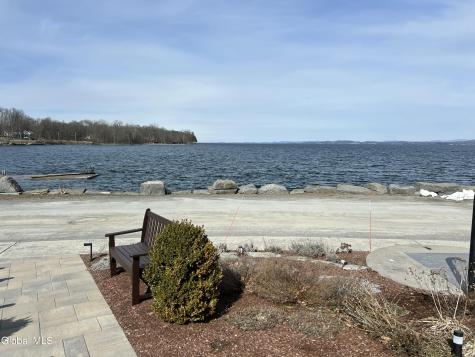 29 Beggs Point Street Essex NY 12936