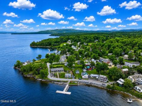 29 Beggs Point Street Essex NY 12936