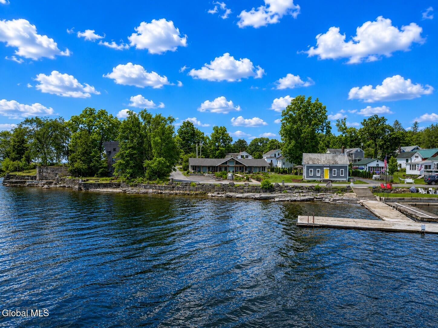 29 Beggs Point Street Essex NY 12936