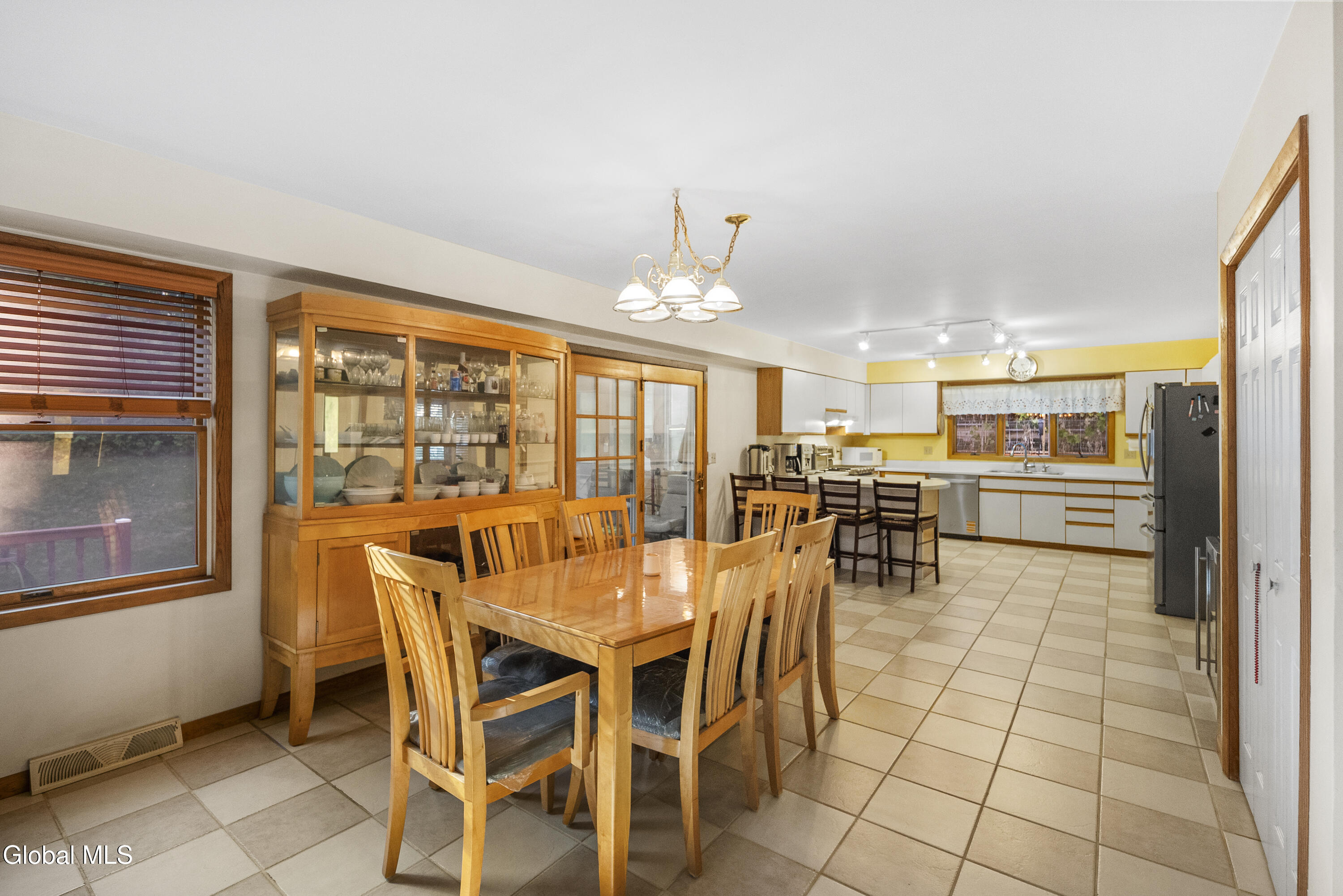 102 Old Coach Road Clifton Park NY 12065